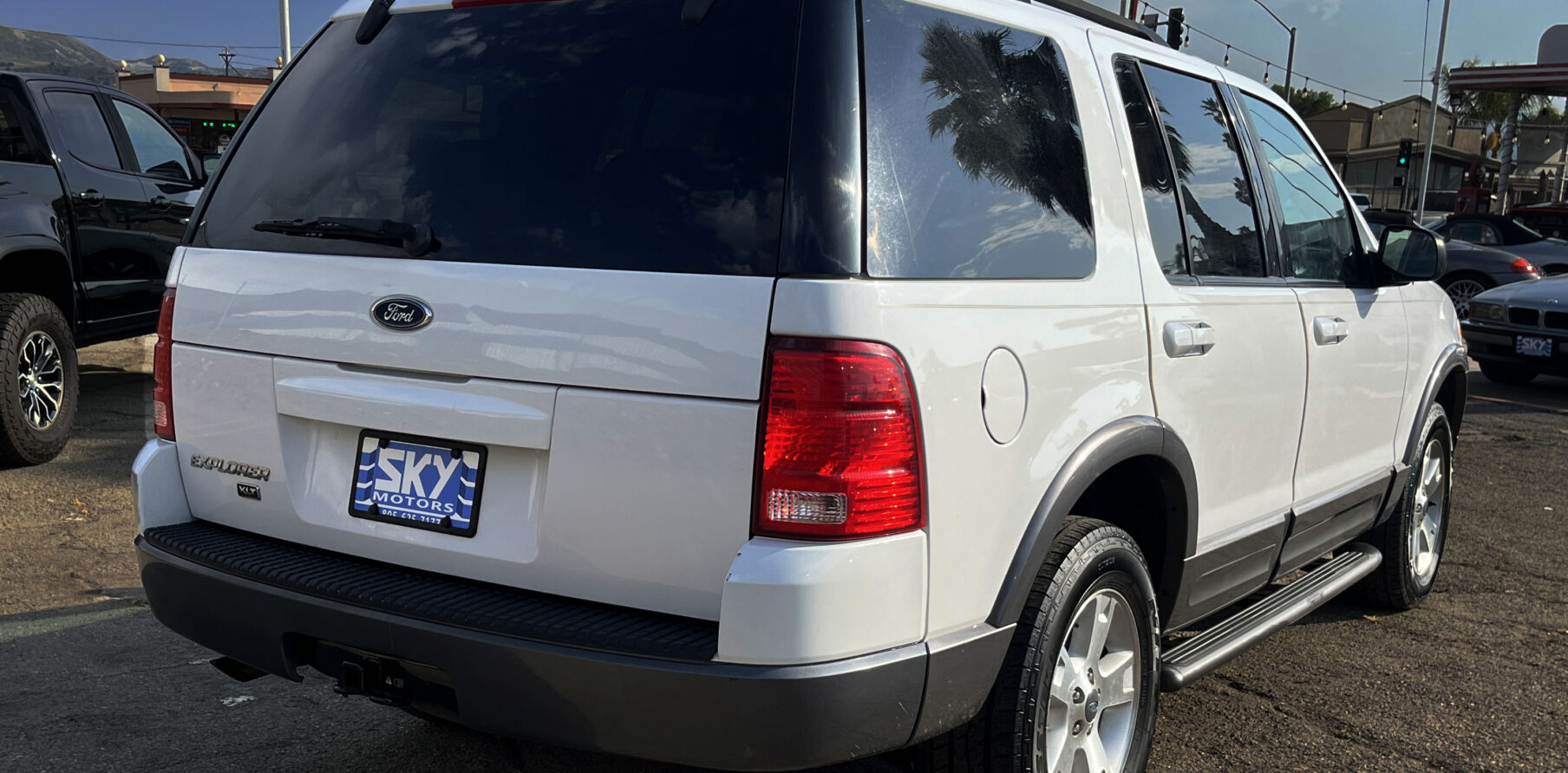 FORD EXPLORER XLT 4X4